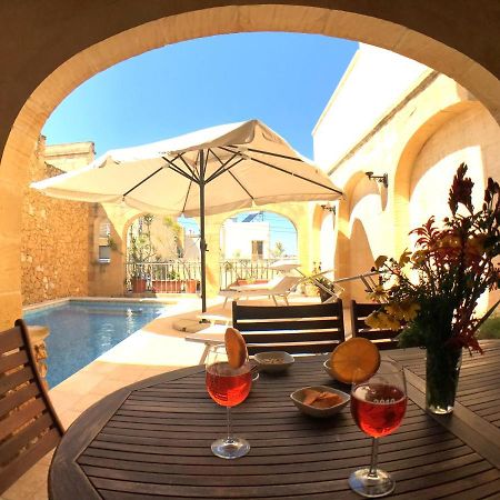 Ad Hoc B&B Il-Pergla ภายนอก รูปภาพ