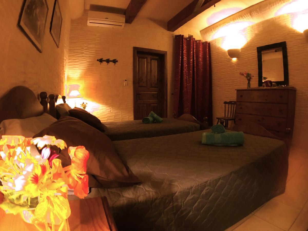 Ad Hoc B&B Il-Pergla ภายนอก รูปภาพ
