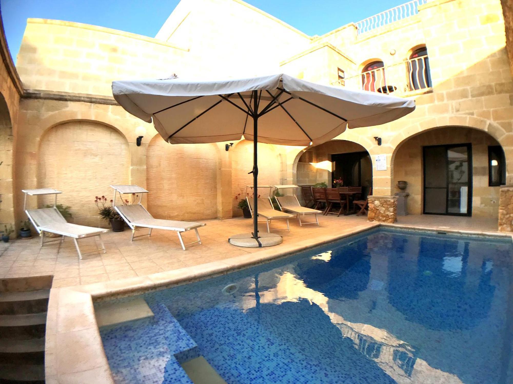 Ad Hoc B&B Il-Pergla ภายนอก รูปภาพ